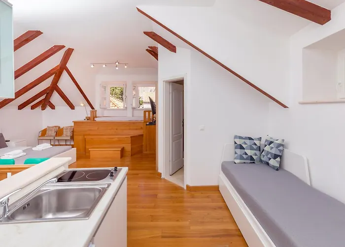 Feri Apartamento *